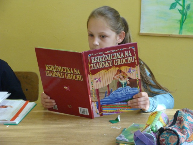 „Przerwa na czytanie” w szkole w Ostrowie - Obrazek 13
